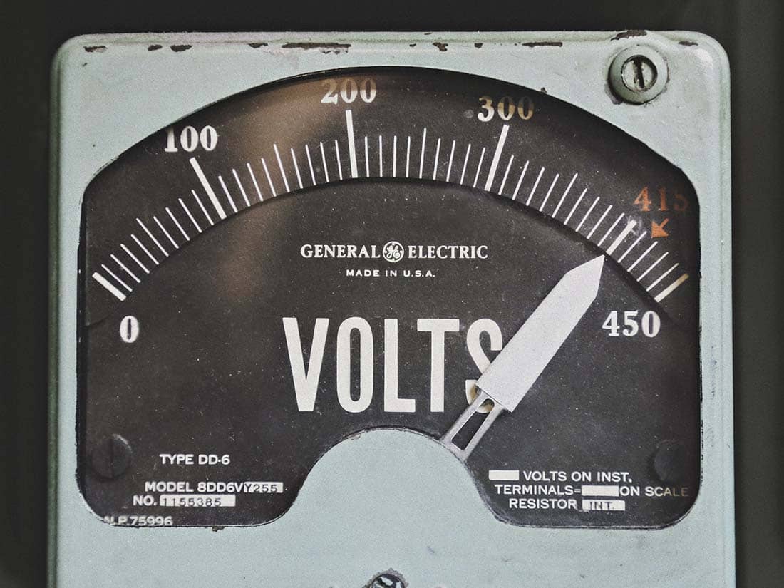 415 Volts General Electric